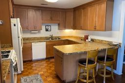 513 E Richardson Avenue photo 4