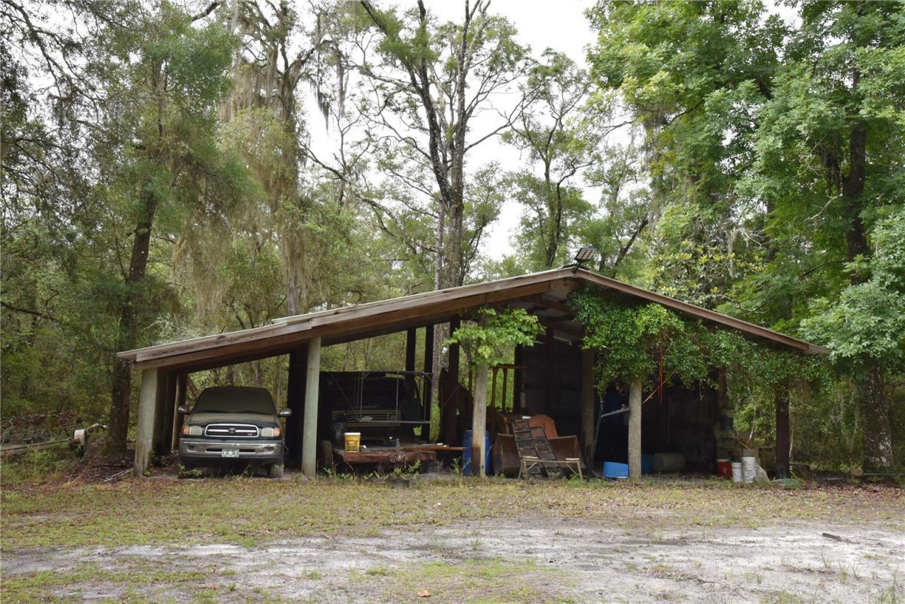8650 NW 136th Avenue, Chiefland, FL 32626 Photo