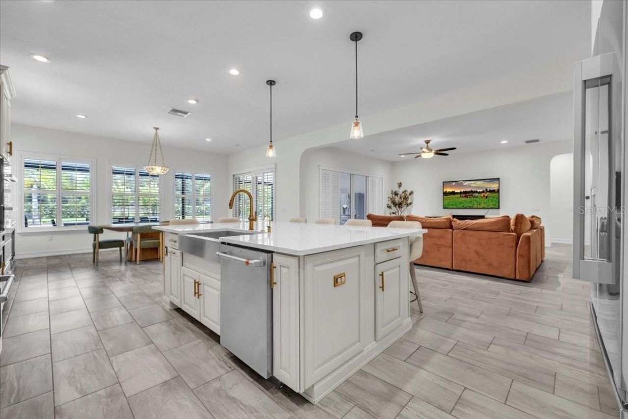 17923 Barn Close Drive, Lutz, FL 33559 Photo