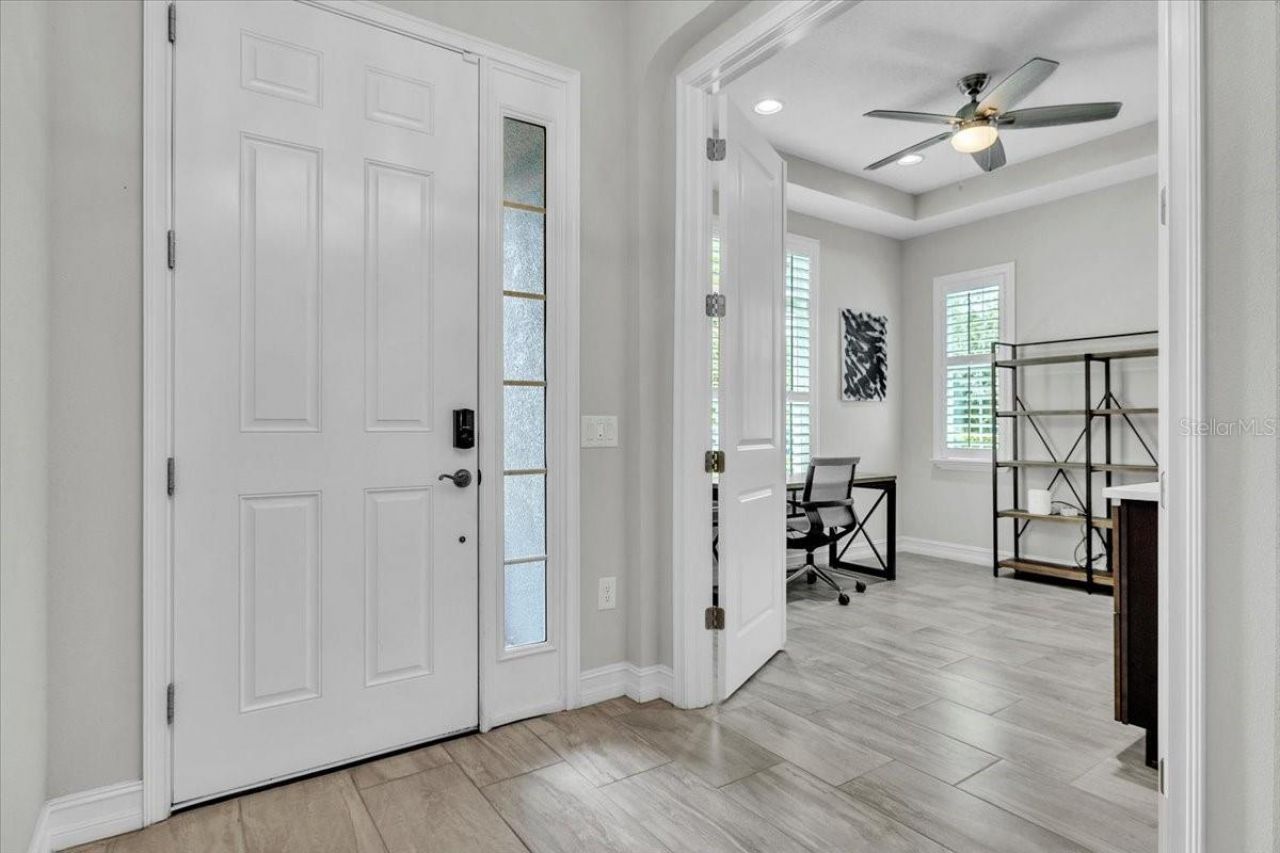 17923 Barn Close Drive, Lutz, FL 33559 Photo