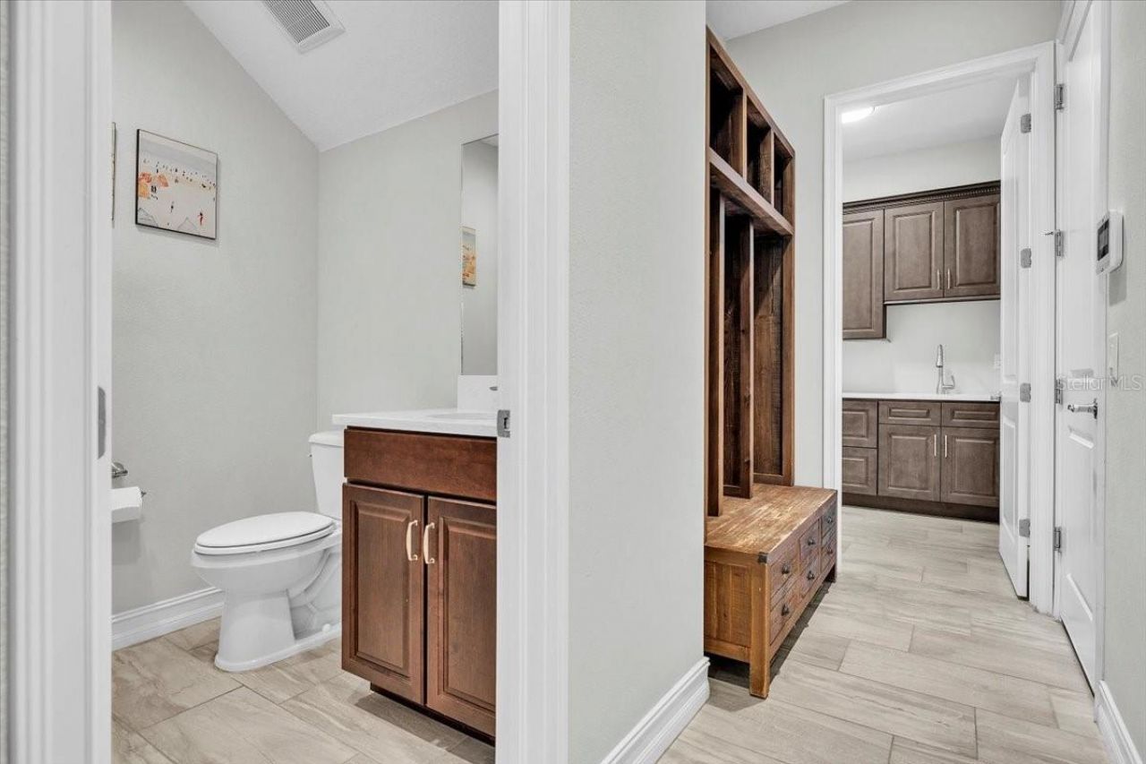 17923 Barn Close Drive, Lutz, FL 33559 Photo