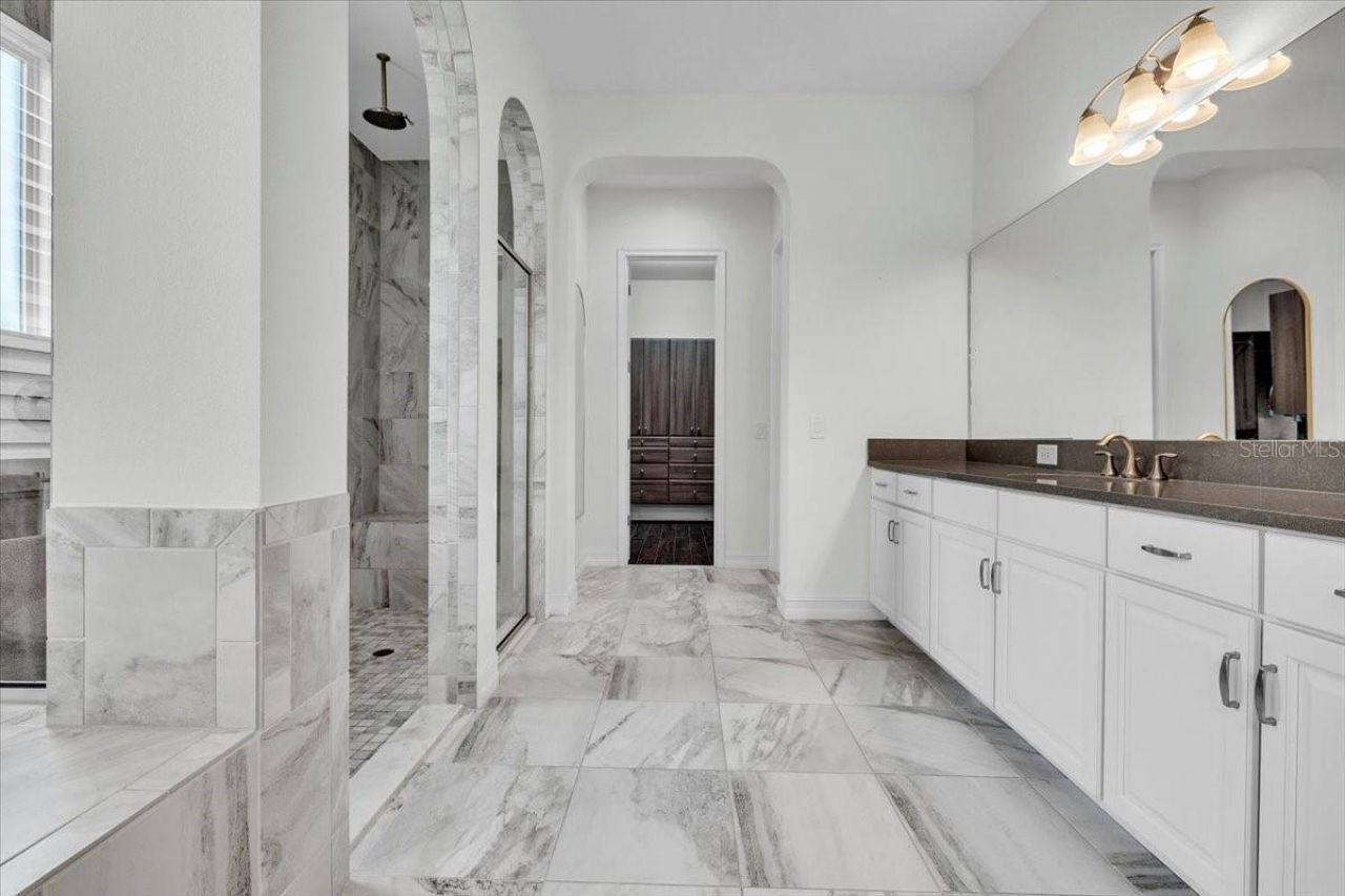 17923 Barn Close Drive, Lutz, FL 33559 Photo