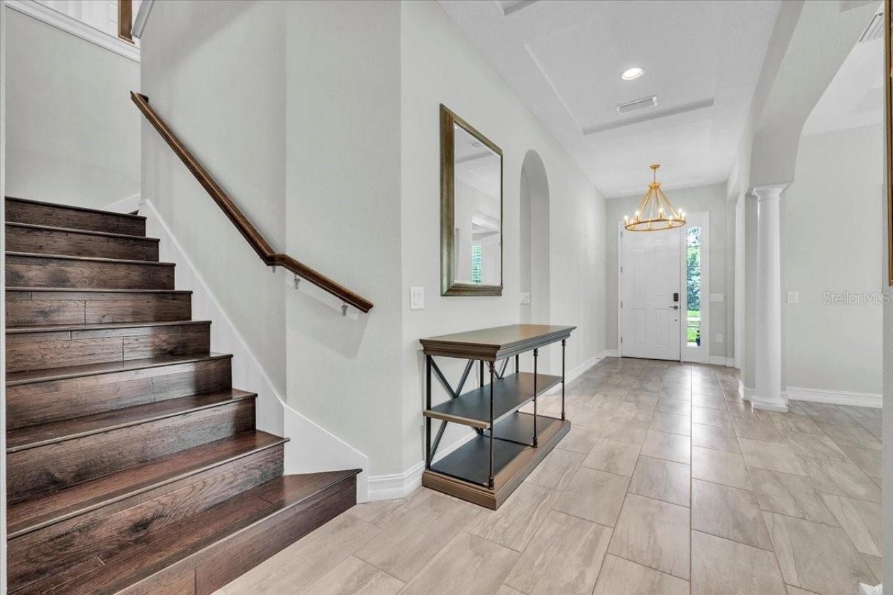 17923 Barn Close Drive, Lutz, FL 33559 Photo
