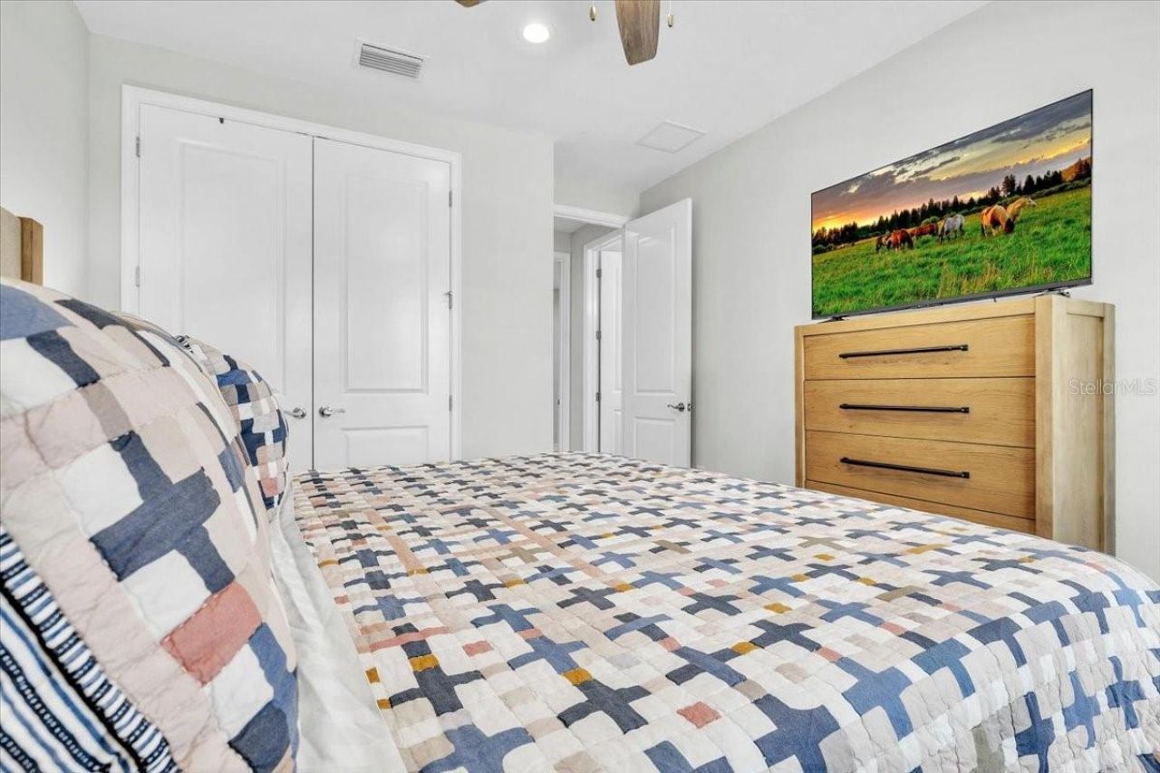 17923 Barn Close Drive, Lutz, FL 33559 Photo