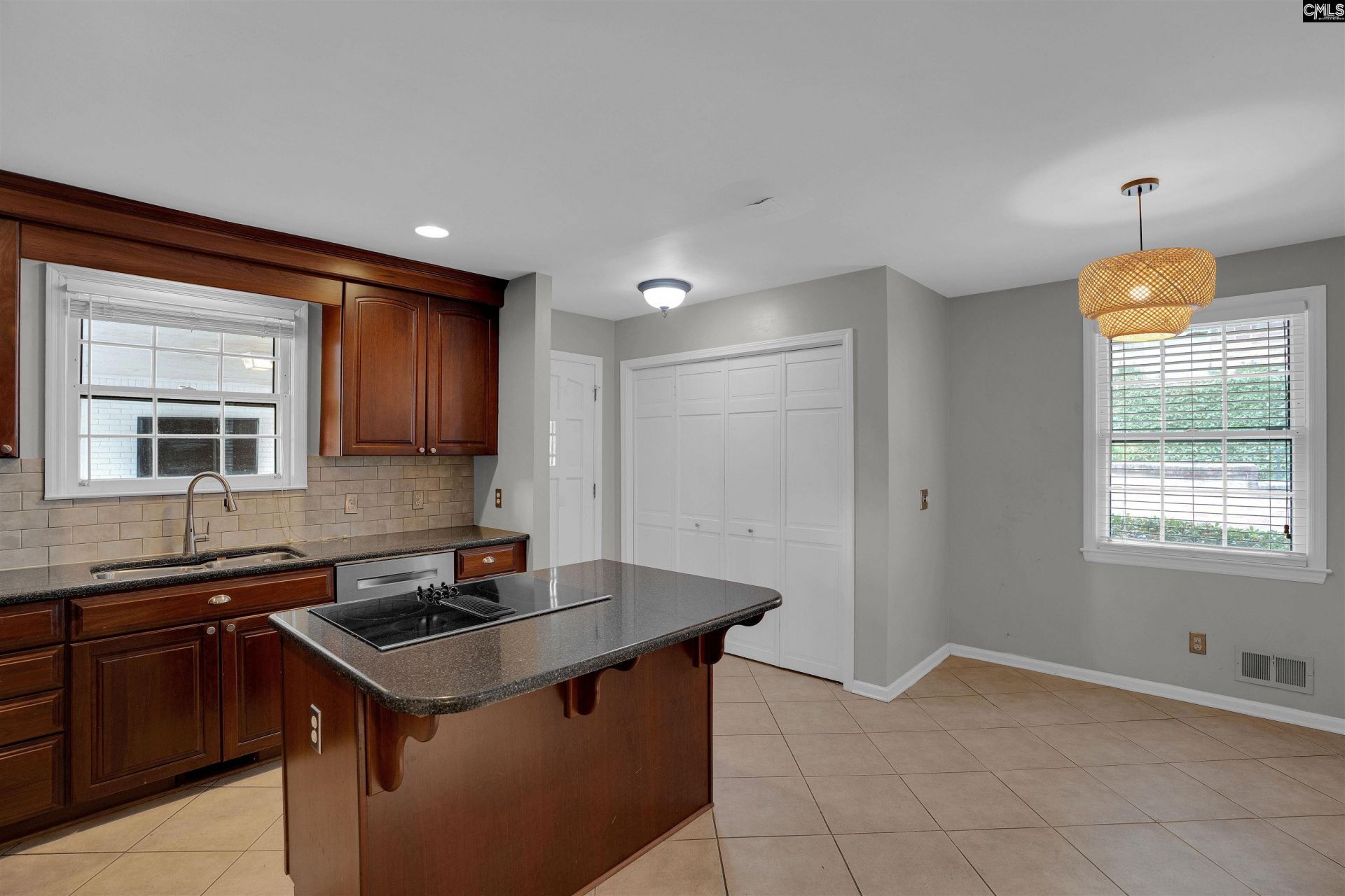 1 Leconte Court  Photo 10