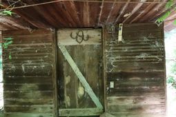 1091 Pine Grove Road  photo 4