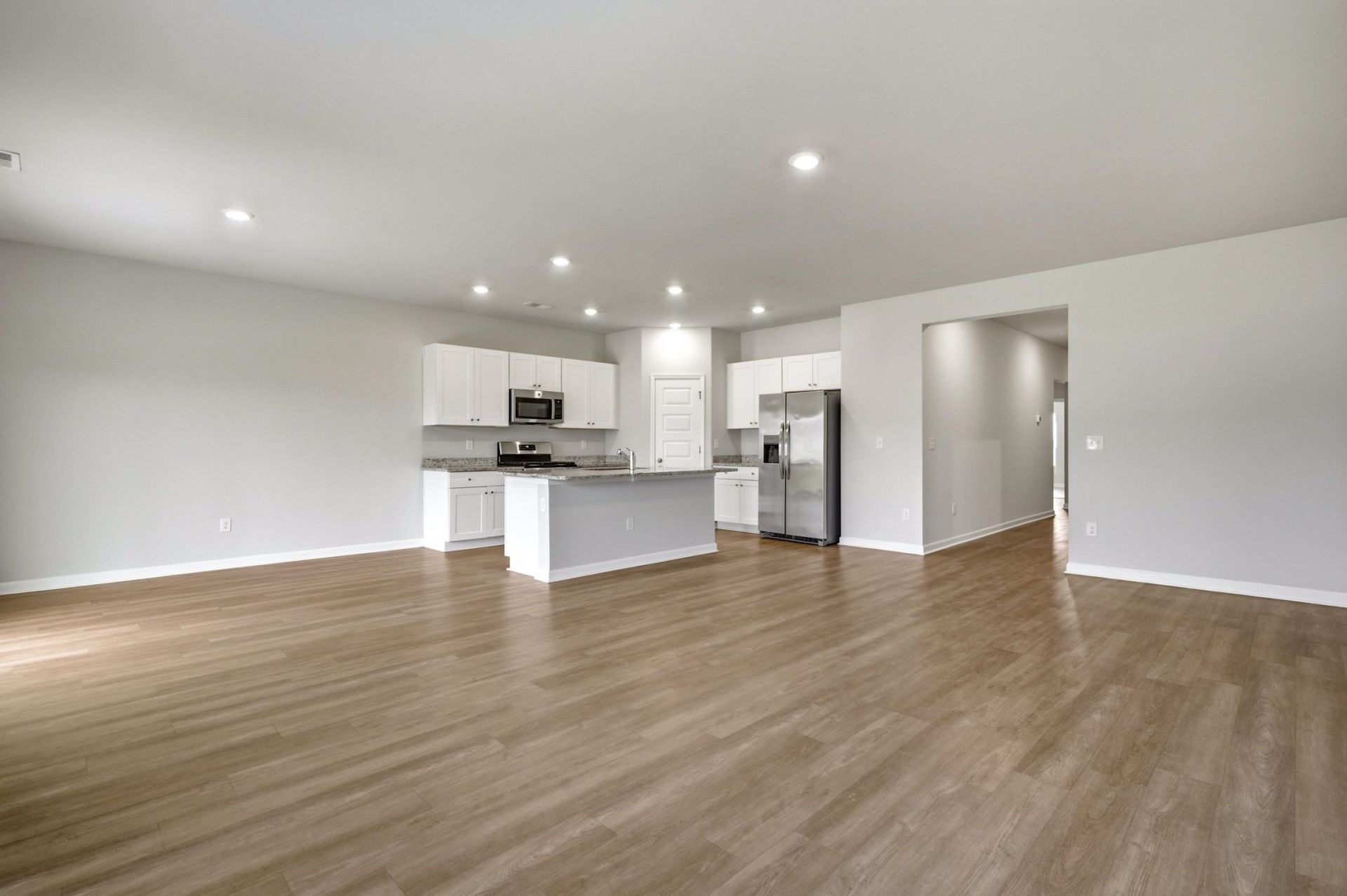 8048 Forest Edge Dr. Photo 21