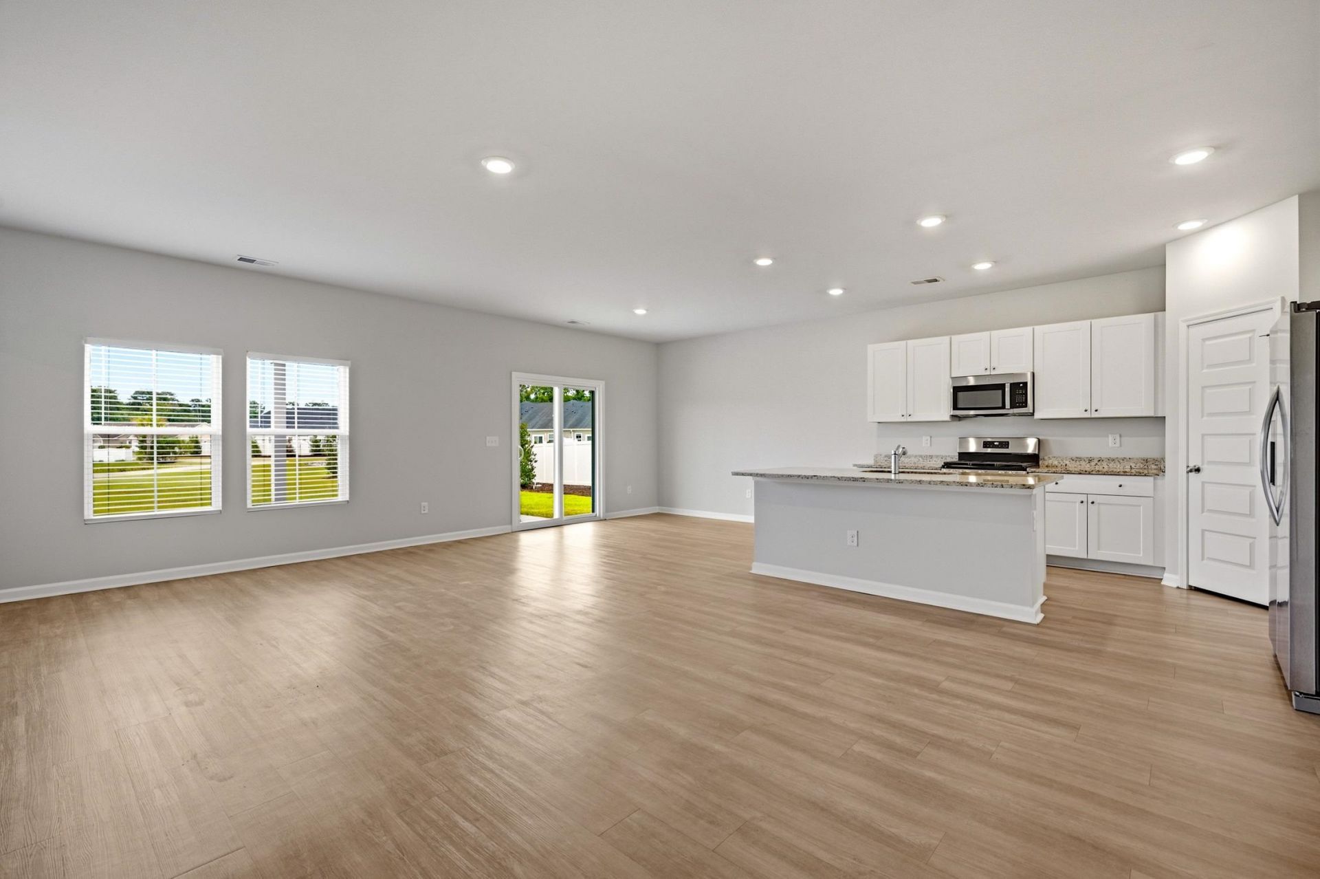 8048 Forest Edge Dr. Photo 22
