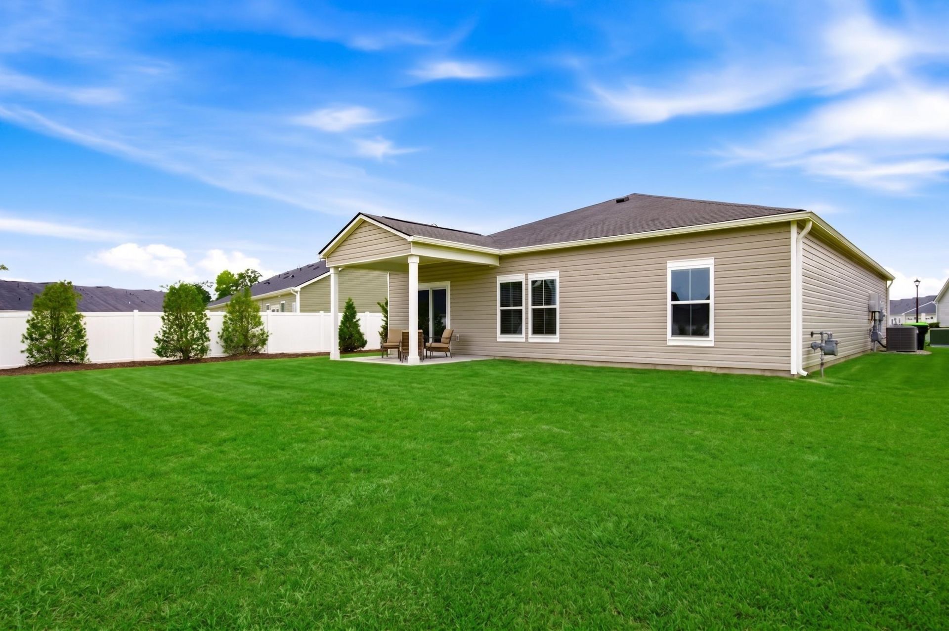 8048 Forest Edge Dr. Photo 27