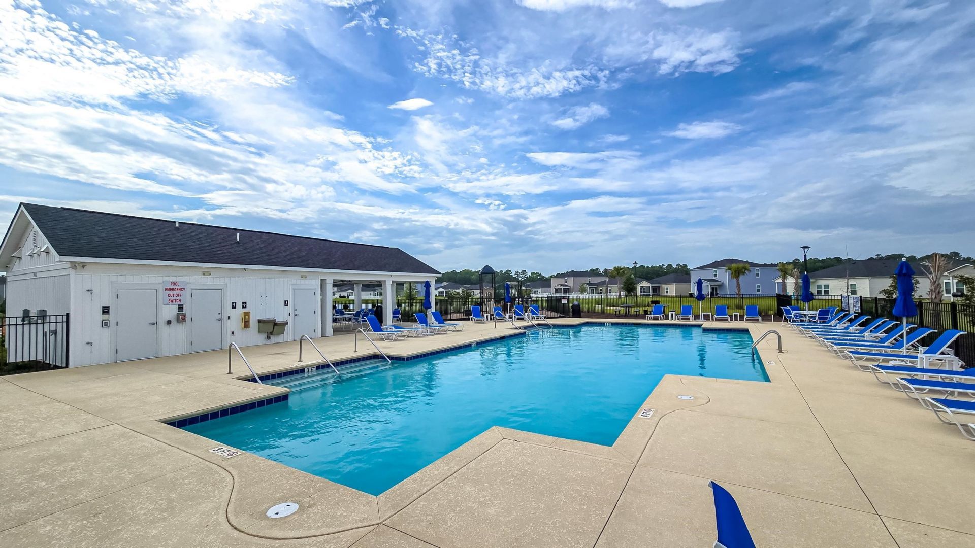 8048 Forest Edge Dr. Photo 29