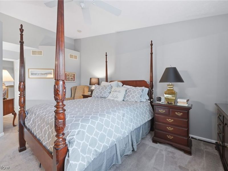 211 S Aspen Court, Unit 3, Warren, OH 44484 Photo 23