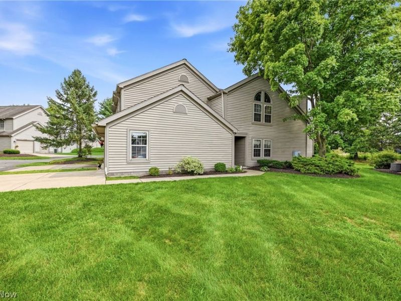 211 S Aspen Court, Unit 3, Warren, OH 44484 Photo 36