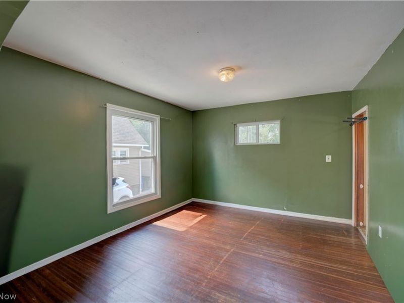 701 Tenney Avenue , Amherst, OH 44001 Photo 9