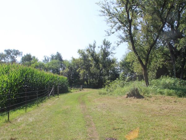 000 182nd Avenue, Maquoketa, IA 52060