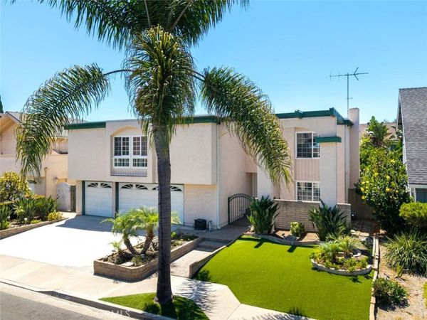9717 Avenida Monterey, Cypress, CA 90630