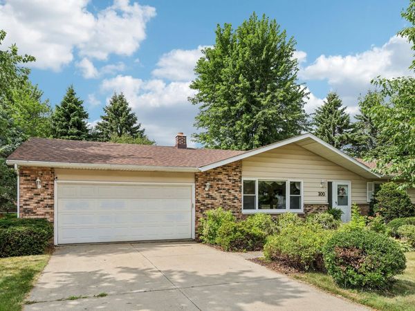 200 Tower Drive, Sun Prairie, WI 53590