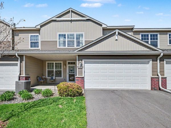 1601 Sumac Circle, Unit B, Carver, MN 55315