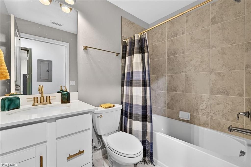 6070 National Blvd , Unit 223, Ave Maria, FL 34142 Photo
