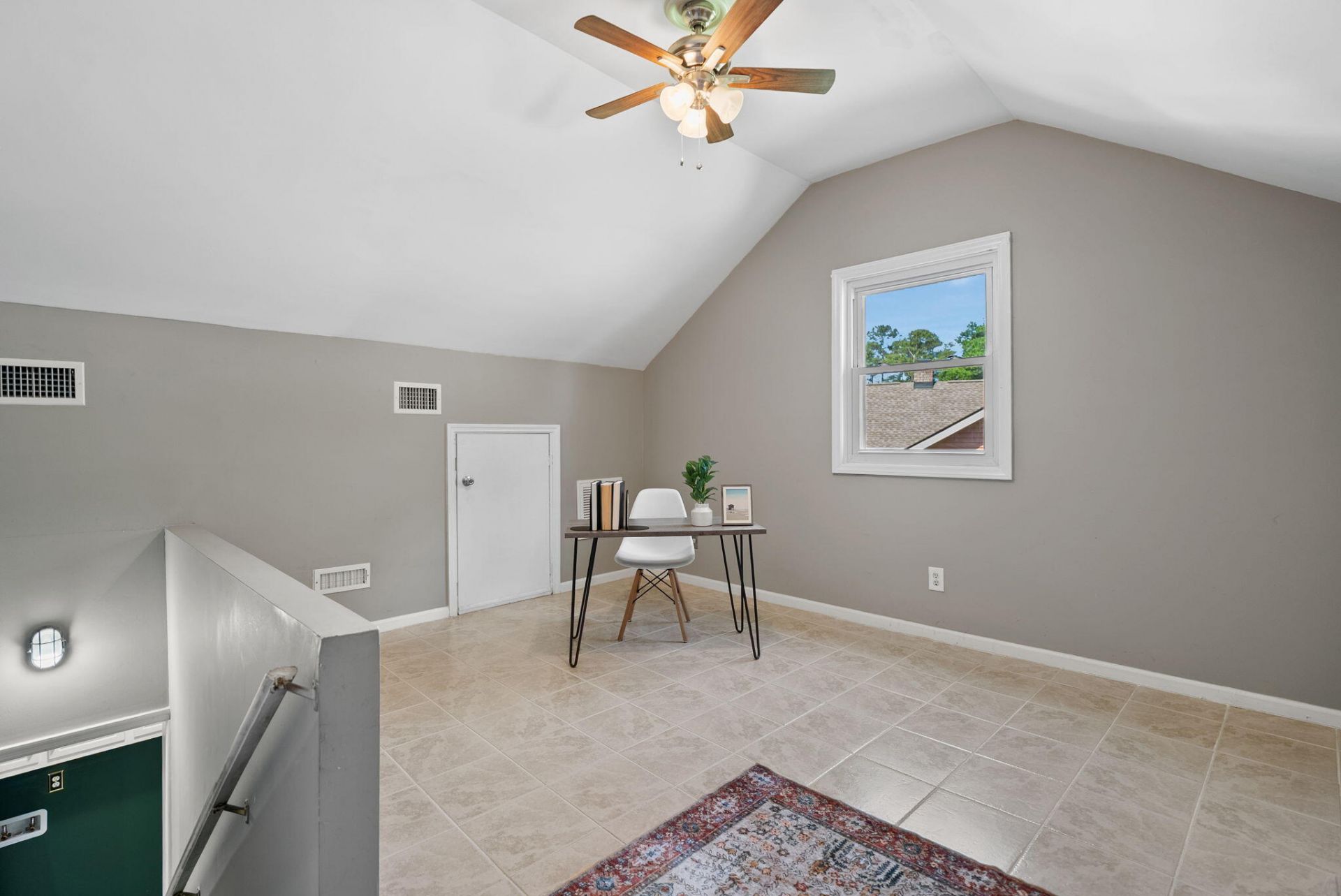 130 Bramwell Drive Photo 20