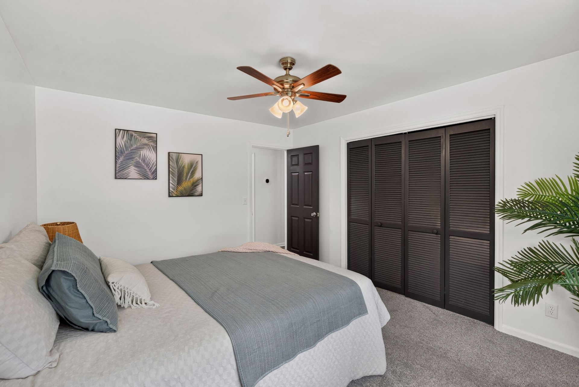 130 Bramwell Drive Photo 23