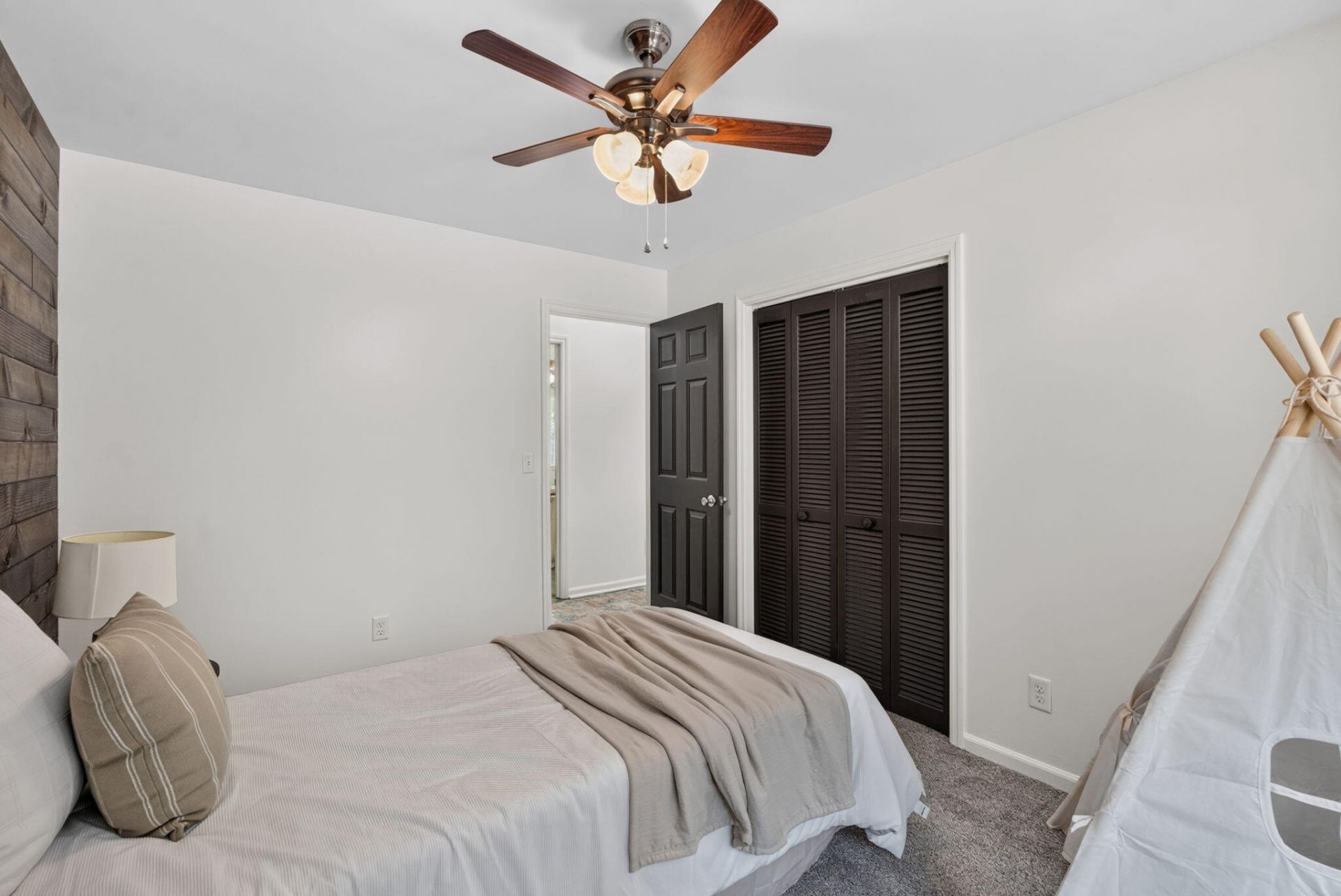 130 Bramwell Drive Photo 26