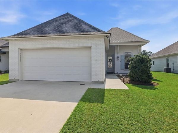 28032 OLYMPIA Lane , Denham Springs, LA 70726