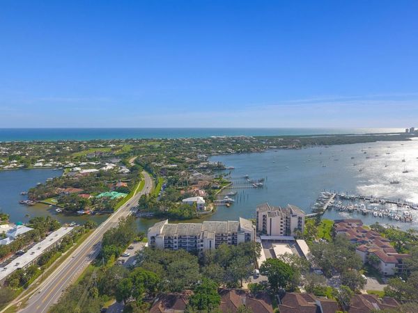11370 Twelve Oaks Way, Unit 614, North Palm Beach, FL 33408