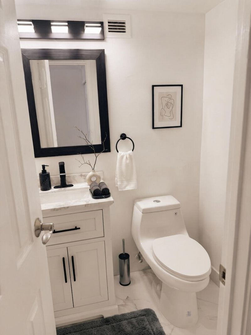 801 Three Islands Boulevard, Unit 209, Hallandale Beach, FL 33009 Photo