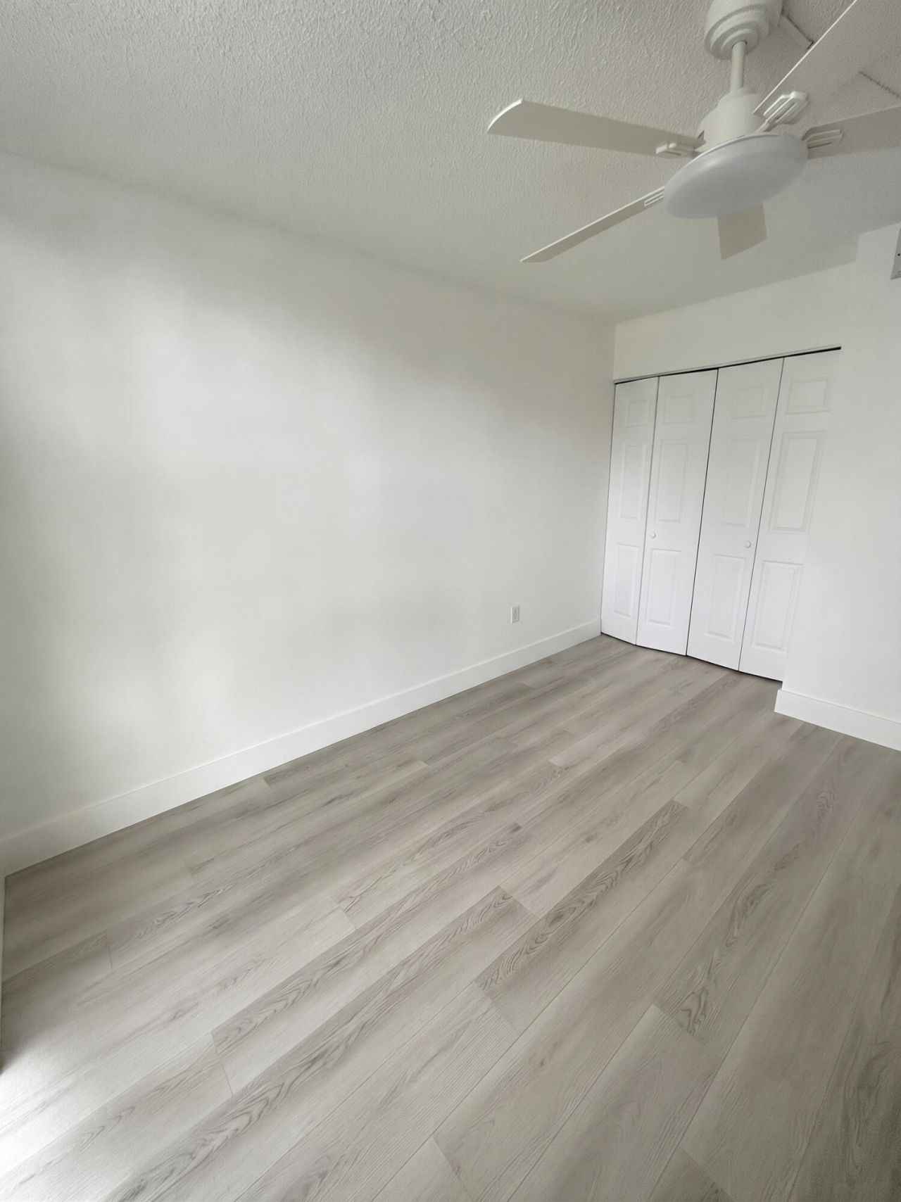 801 Three Islands Boulevard, Unit 209, Hallandale Beach, FL 33009 Photo
