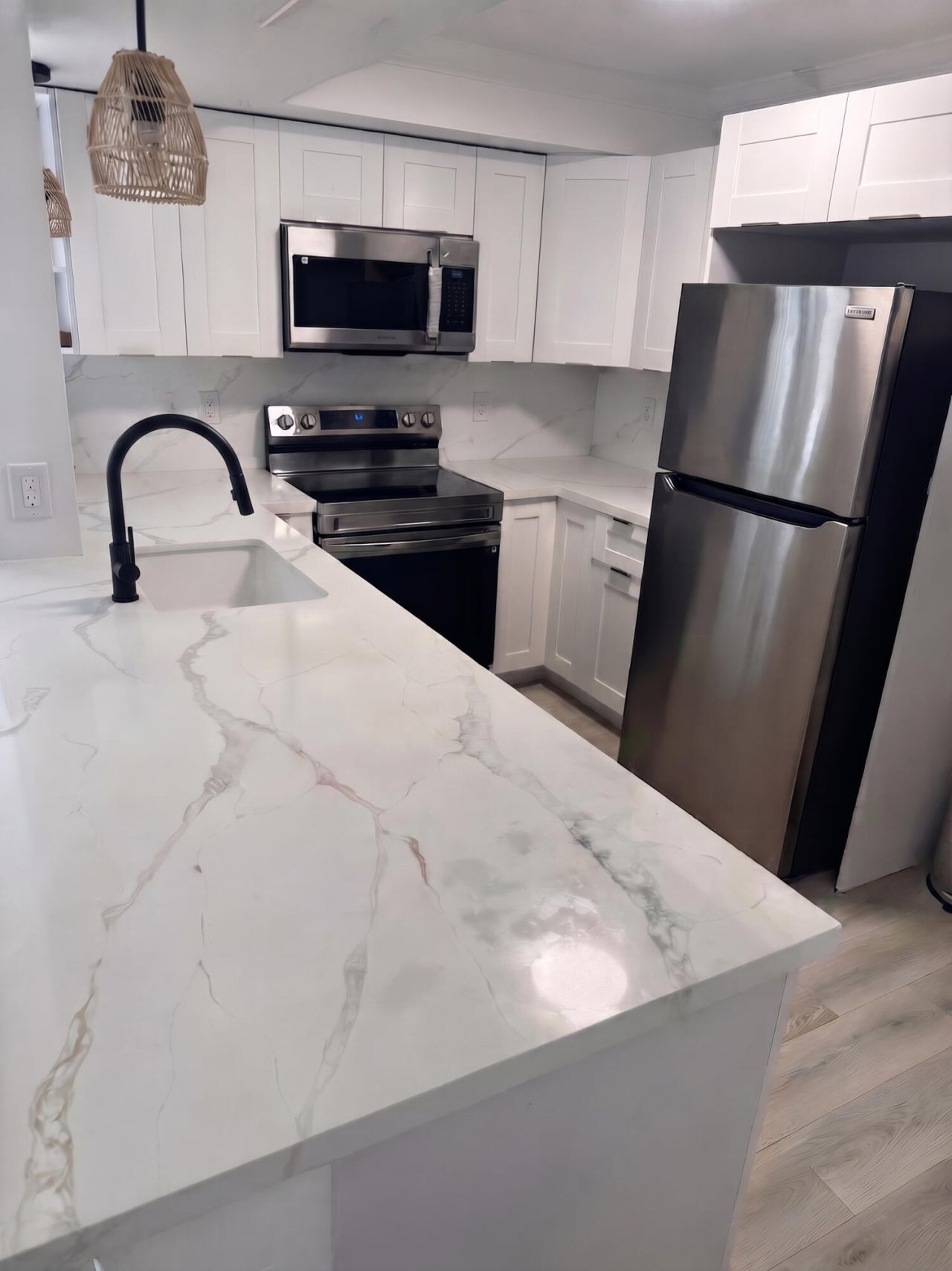 801 Three Islands Boulevard, Unit 209, Hallandale Beach, FL 33009 Photo