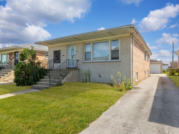 513 Merrill Avenue , Calumet City, IL 60409