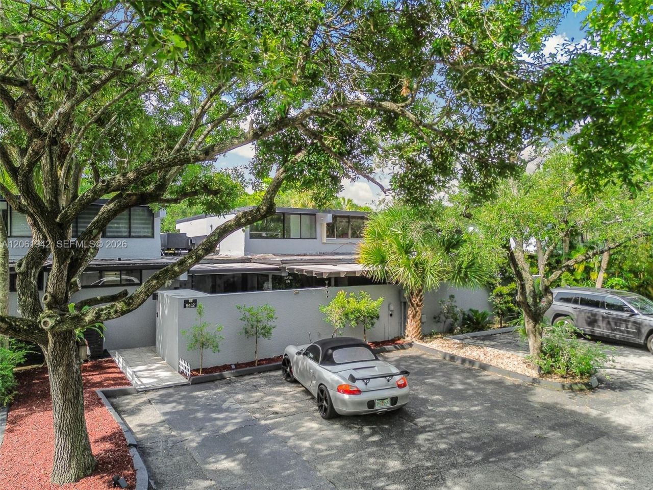 6402 Windmill Gate Rd , Miami Lakes, FL 33014 Photo