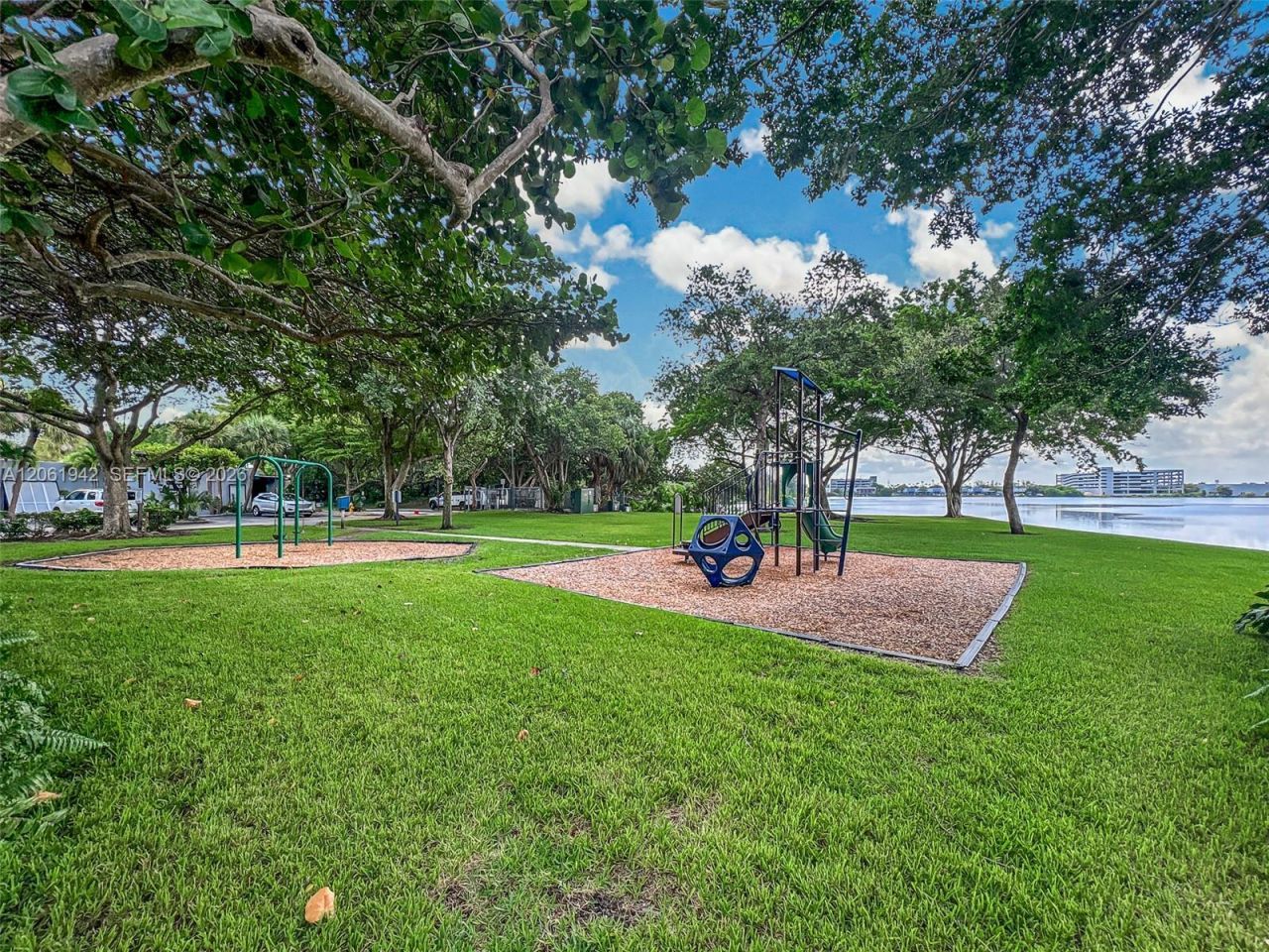 6402 Windmill Gate Rd , Miami Lakes, FL 33014 Photo