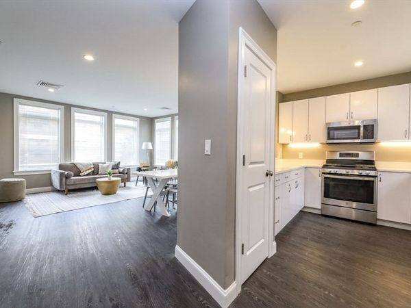 4945 Washington, Unit 412, Boston, MA 02132