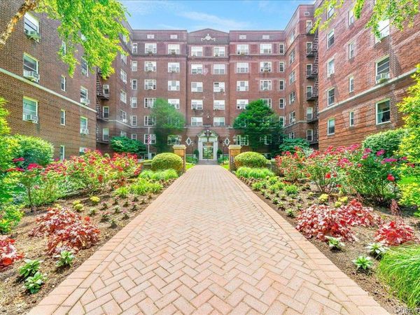 113-14 72nd Road, Unit 2J, Forest Hills, NY 11375