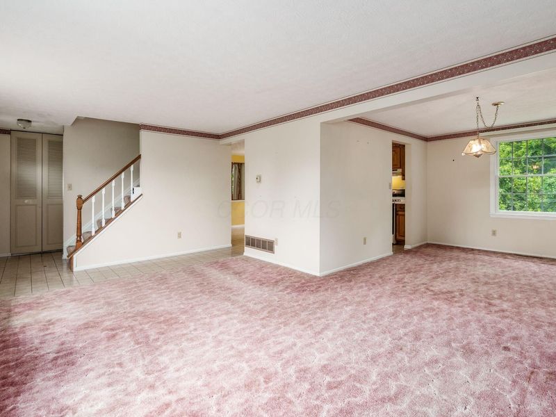 6559 Calgary Court, Columbus, OH 43229 Photo 5