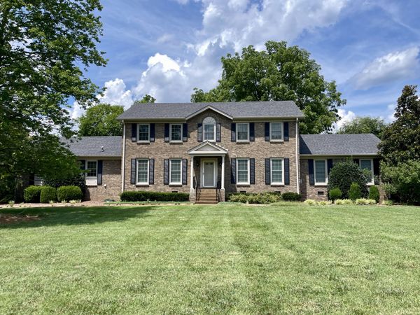1812 Harpeth River Dr , Brentwood, TN 37027