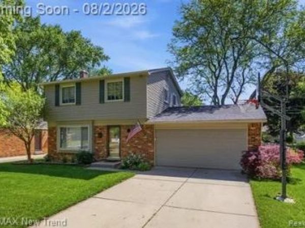 8821 Tavistock Drive, Plymouth Township, Mi 48170