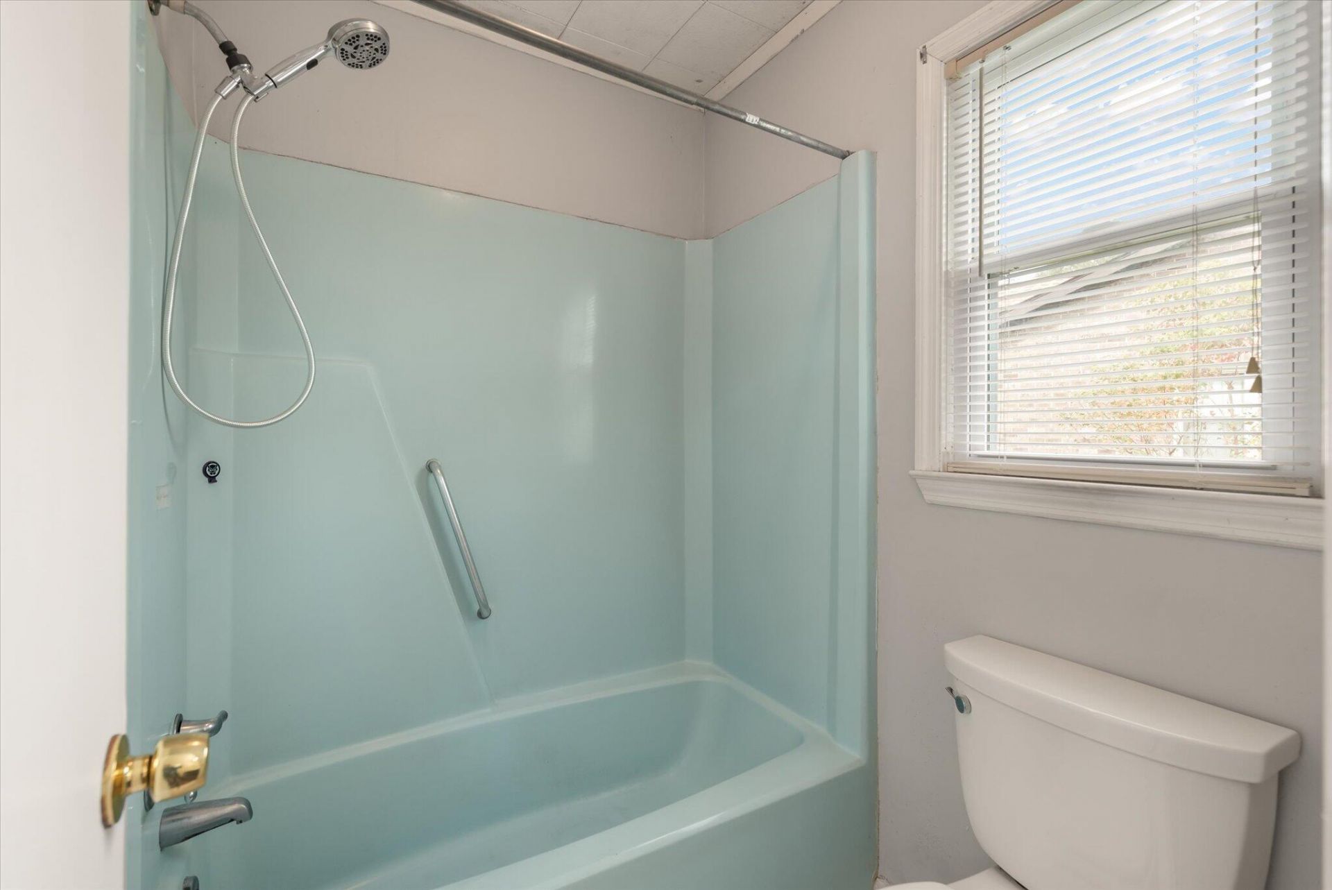 1318 Hampton Drive Photo 22