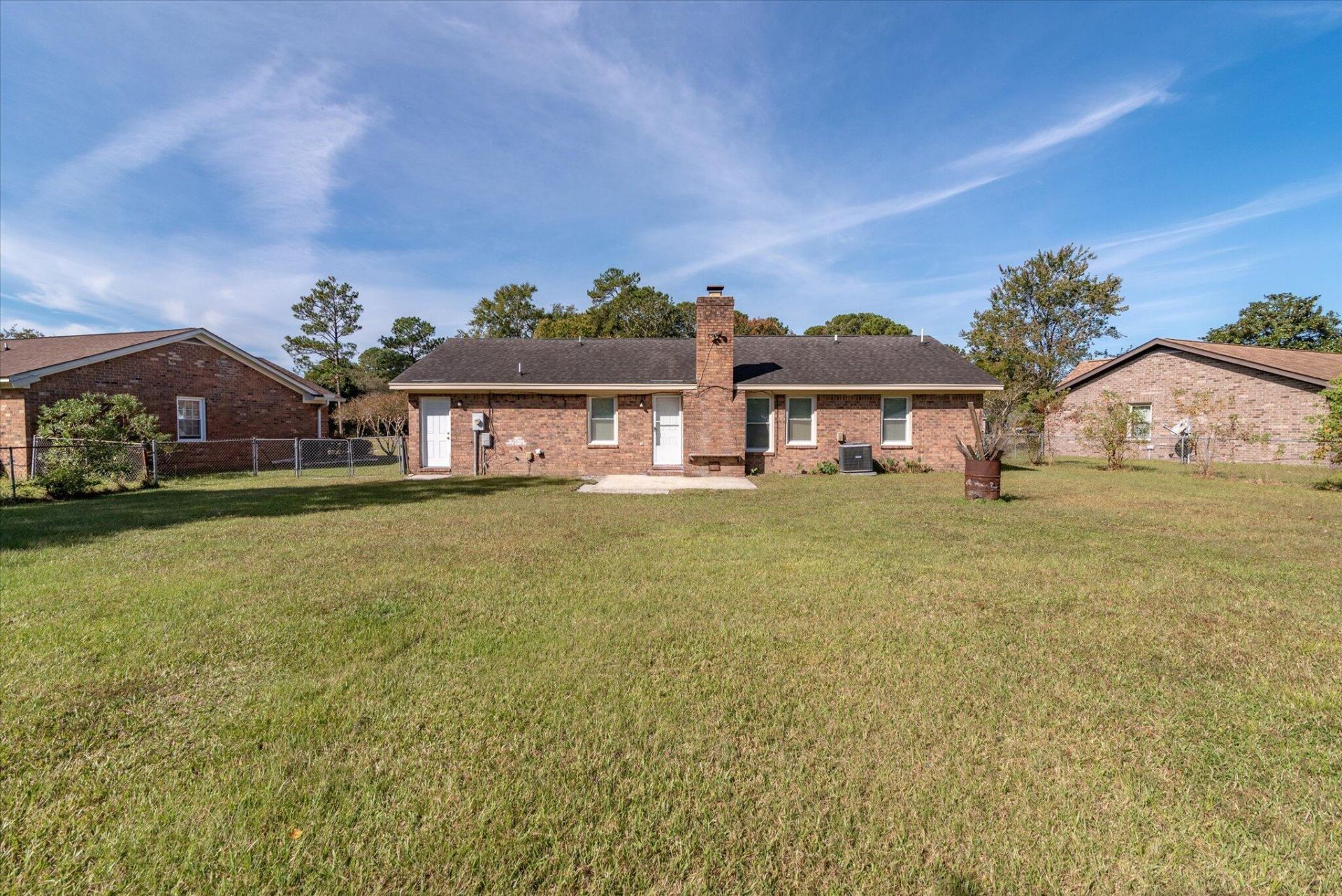1318 Hampton Drive Photo 31