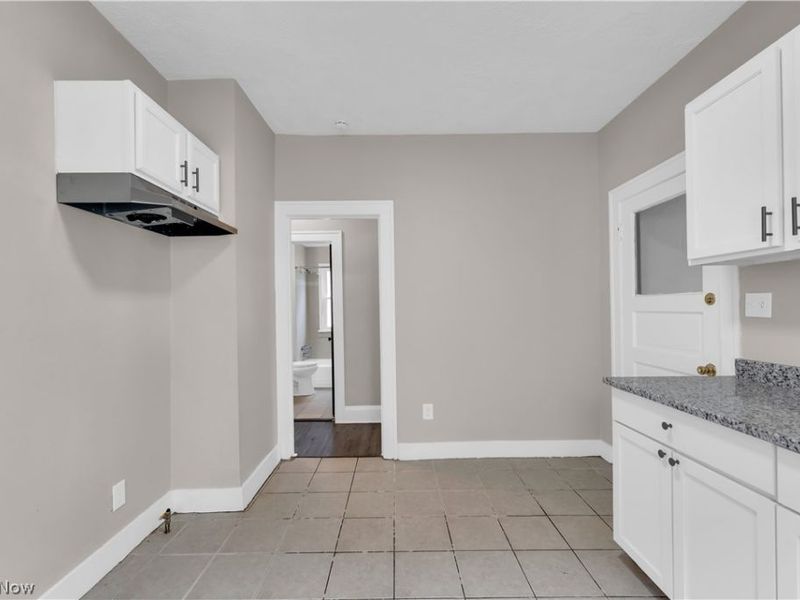 10106 Greenview Avenue, Unit 1/DN, Garfield Heights, OH 44125 Photo 13