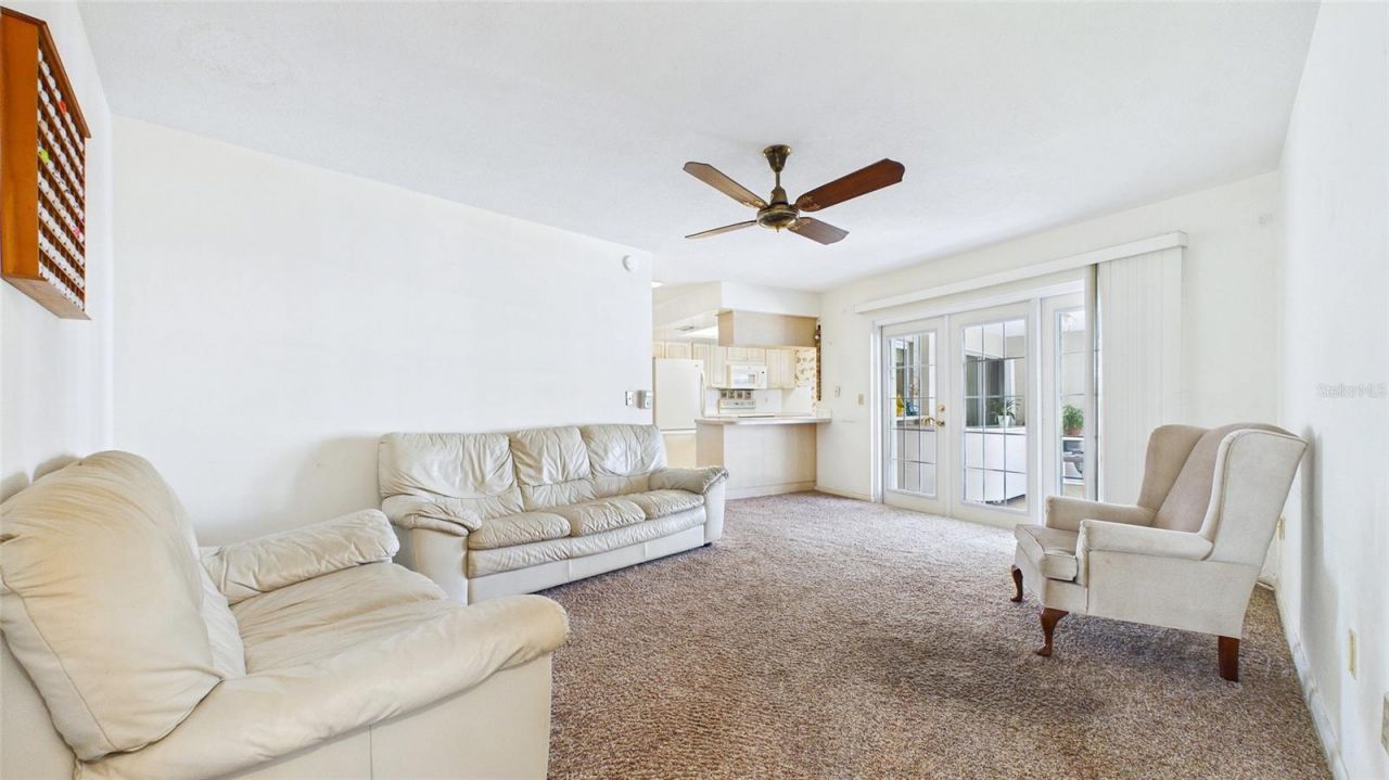 1067 44th Avenue Ne, Saint Petersburg, FL 33703 Photo