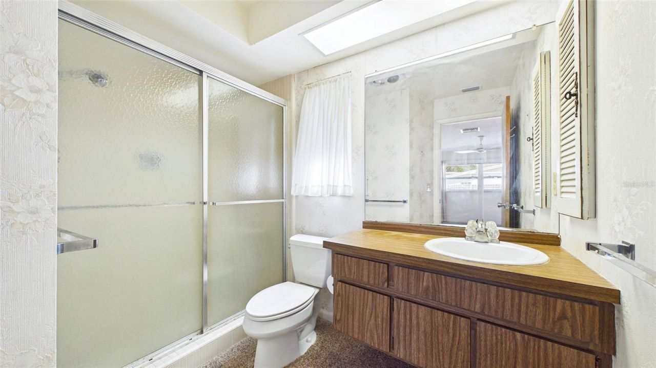 1067 44th Avenue Ne, Saint Petersburg, FL 33703 Photo