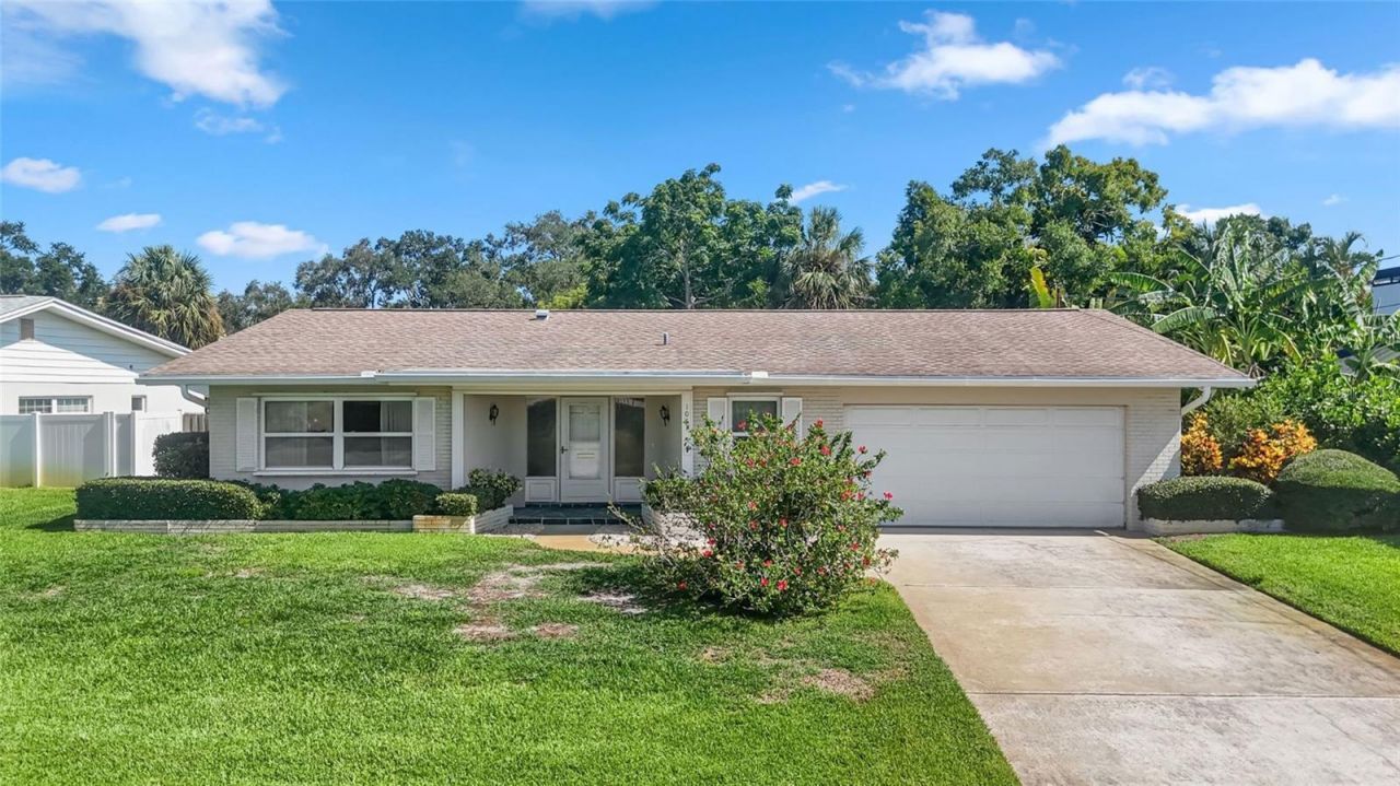 1067 44th Avenue Ne, Saint Petersburg, FL 33703 Photo