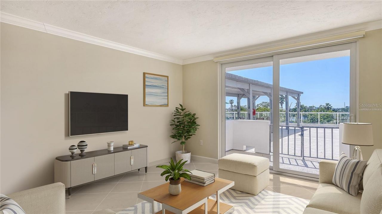 101 S Gulfstream Avenue, Unit 4J, Sarasota, FL 34236 Photo