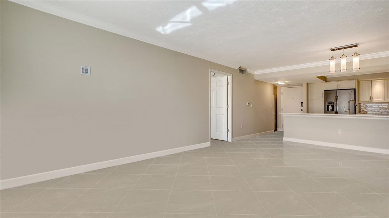 101 S Gulfstream Avenue, Unit 4J, Sarasota, FL 34236 Photo