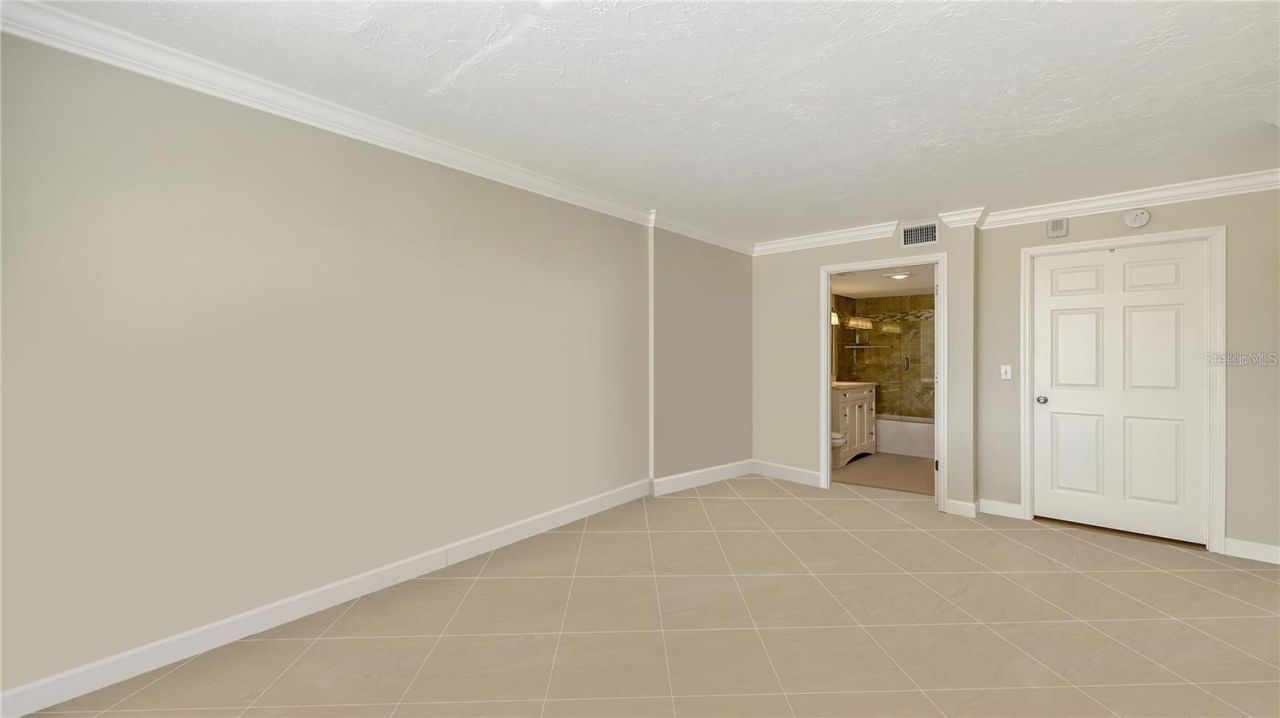 101 S Gulfstream Avenue, Unit 4J, Sarasota, FL 34236 Photo