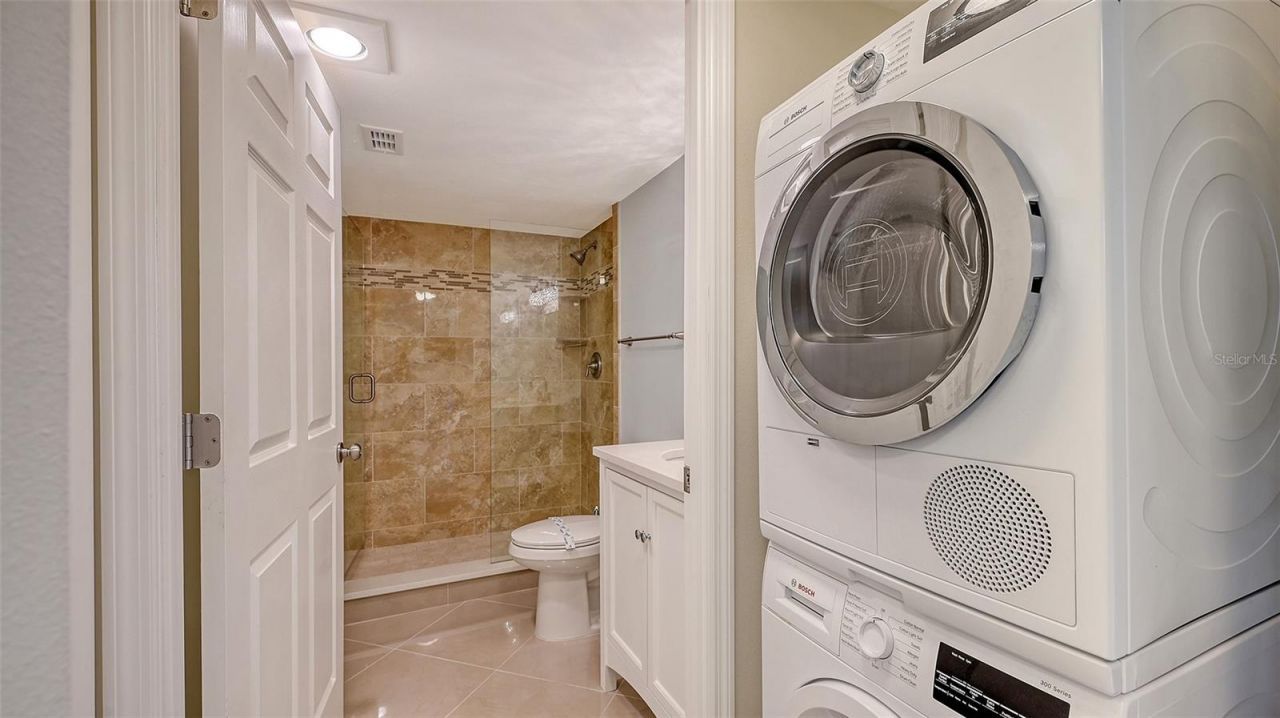 101 S Gulfstream Avenue, Unit 4J, Sarasota, FL 34236 Photo
