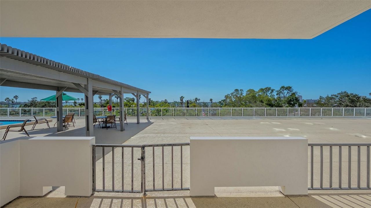 101 S Gulfstream Avenue, Unit 4J, Sarasota, FL 34236 Photo
