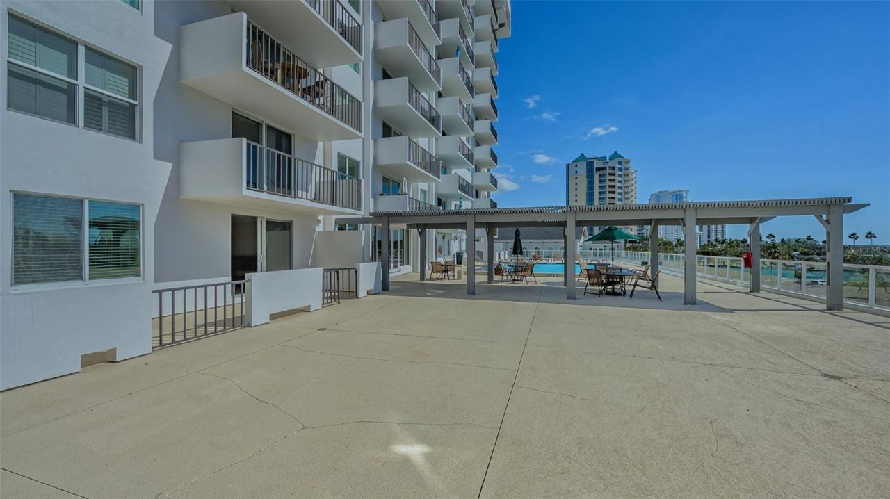 101 S Gulfstream Avenue, Unit 4J, Sarasota, FL 34236 Photo